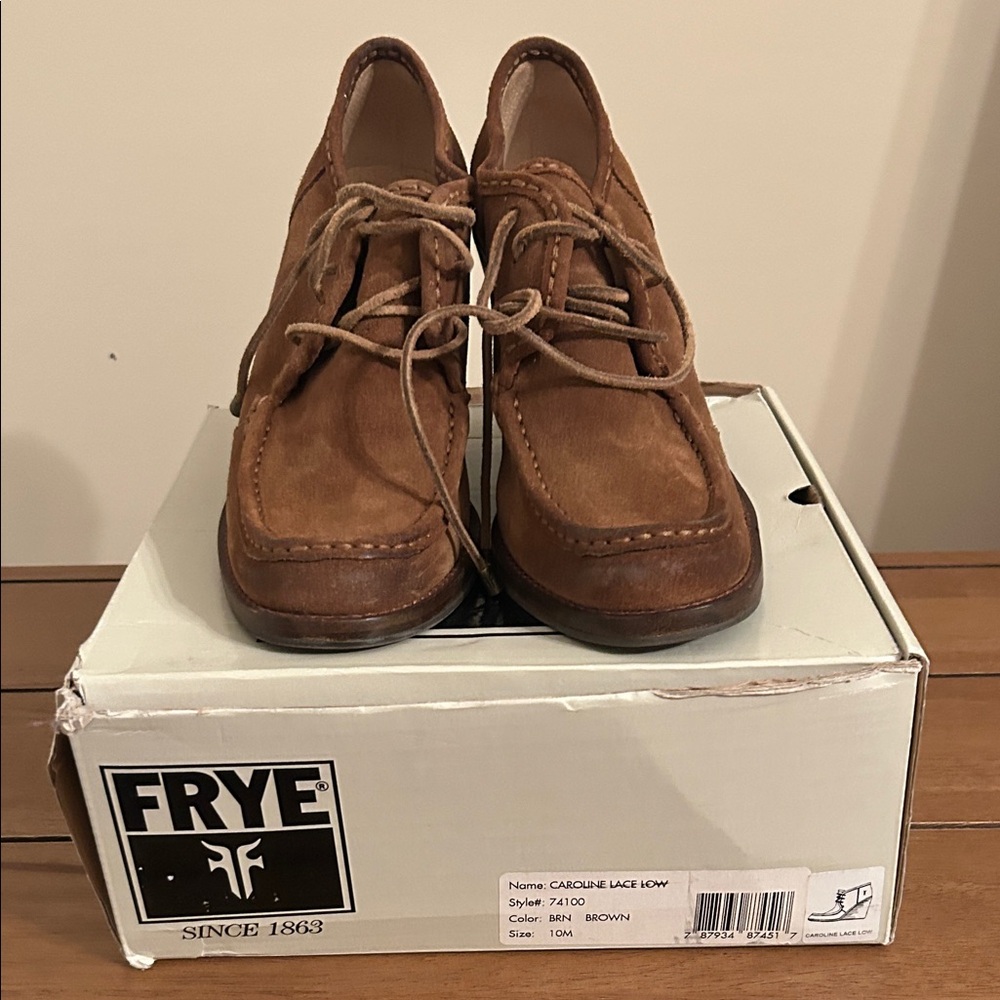 Frye Women’s Tan Suede Chukka Lace-Up Boots